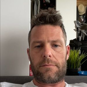 Meet your Posher, Simon